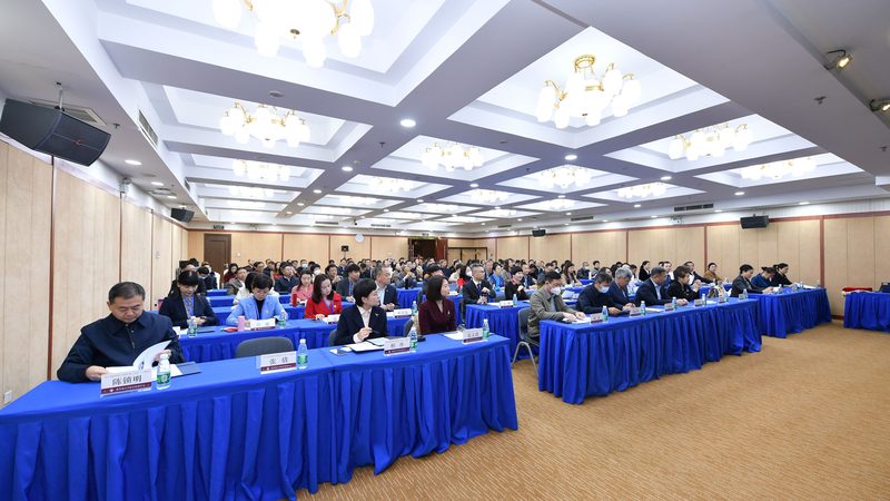 在职研究生培训费用按专业分类